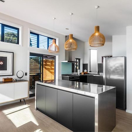 Taonga With Sea Views By Waiheke Unlimited Villa Oneroa Luaran gambar